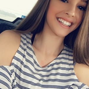 Meet your Posher, Abby